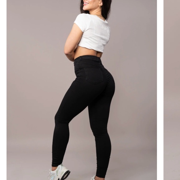 FITJEANS Contour Black - Picture 1 of 12